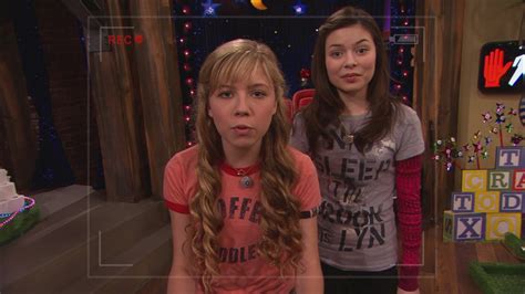 iCarly Season 1 .